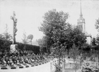 Heldenfriedhof am Tag der Weihe 24.06.1920